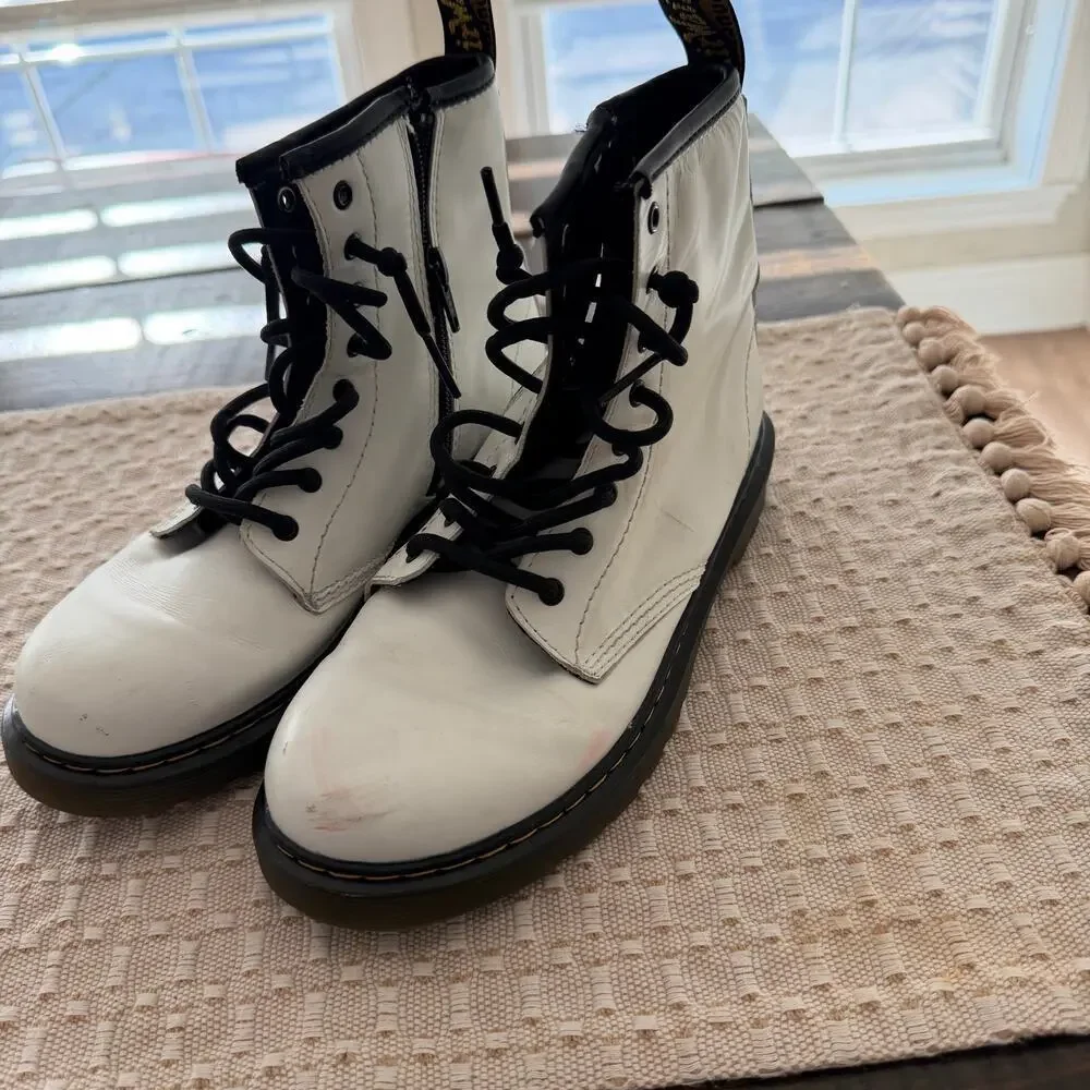 Dr Martens Doc White Lace Up Boot Style Side Zip Youth Sz 4 Bouncing Sole 1460J